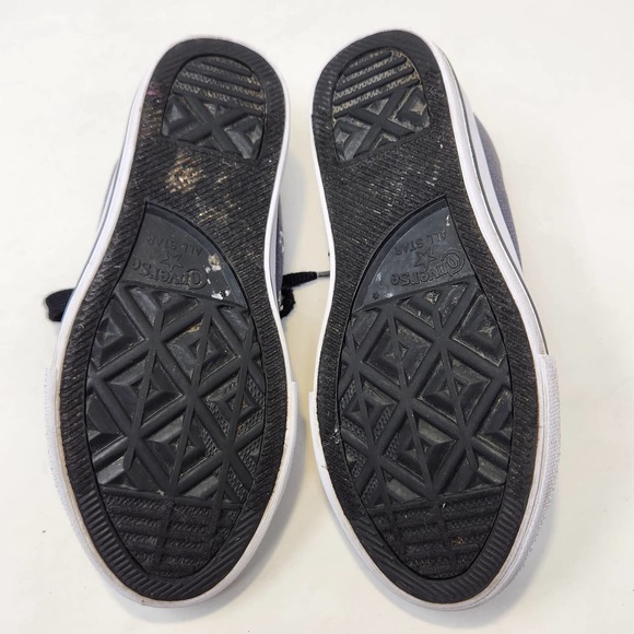 Converse All Star Junior Gray Red White Sneakers Size 12 Low Top Black Laces - Picture 9 of 9